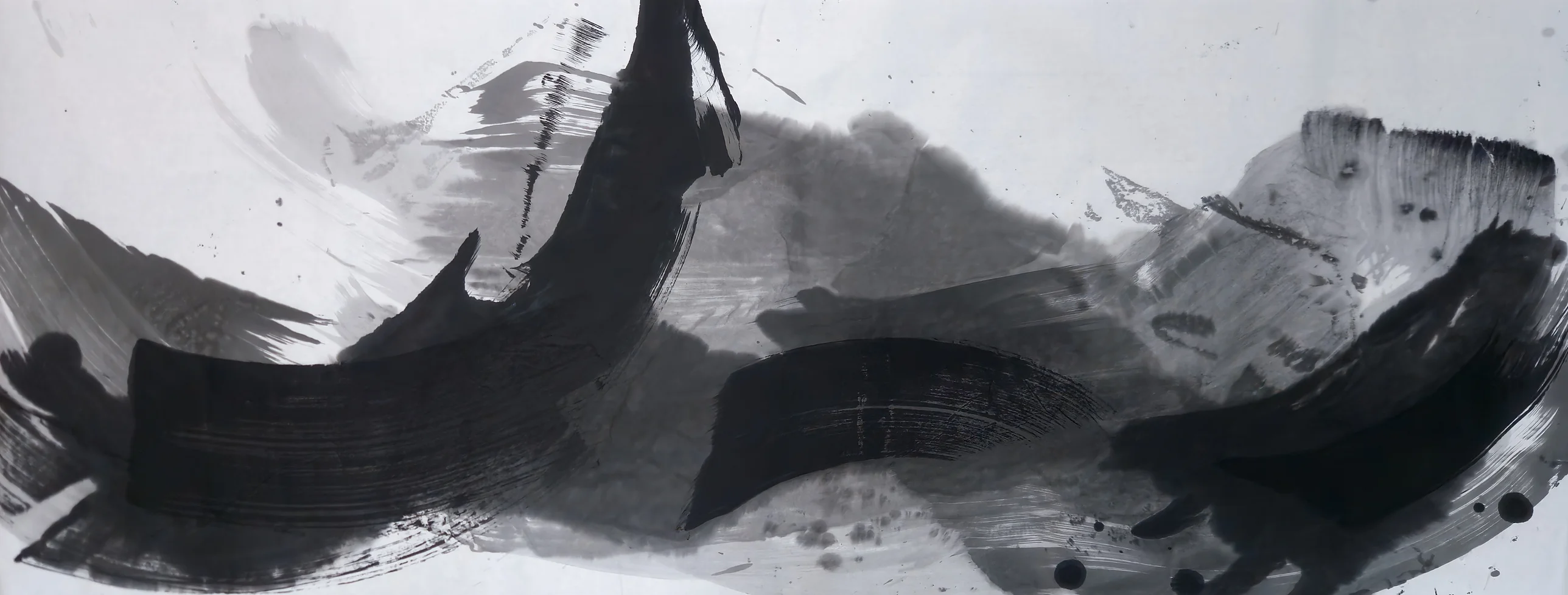 Wide ink painting: three heavy black curved strokes cross left to right, one rising to the top edge, under cloudy grey washes.