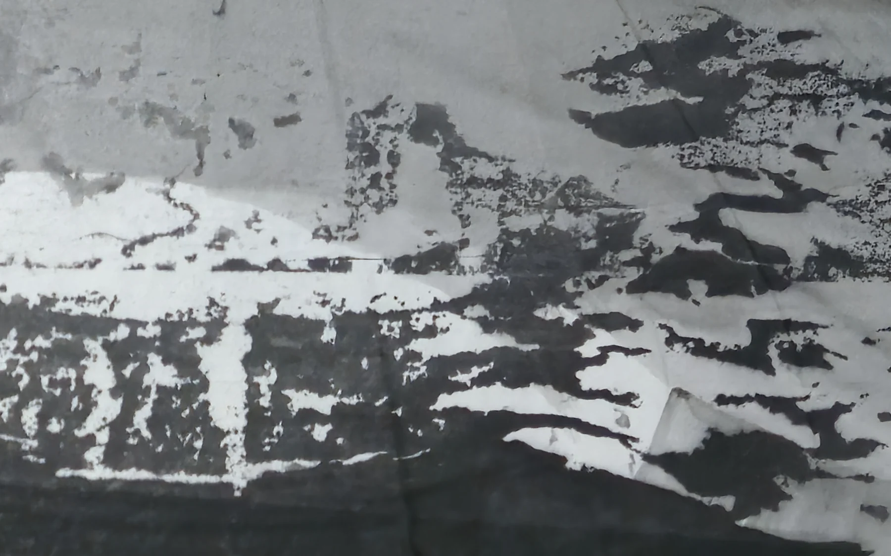 Detail of T_166: the surface at close range
