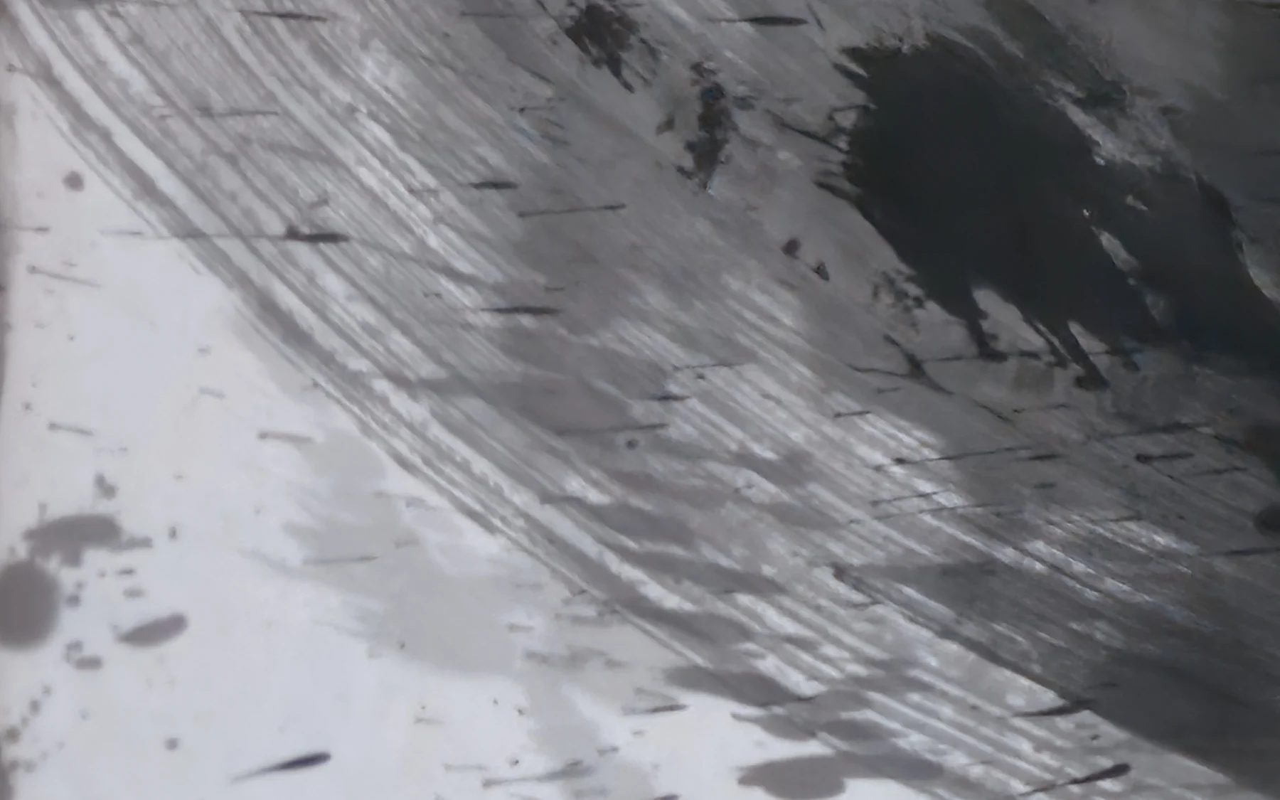 Detail of T_251: the surface at close range