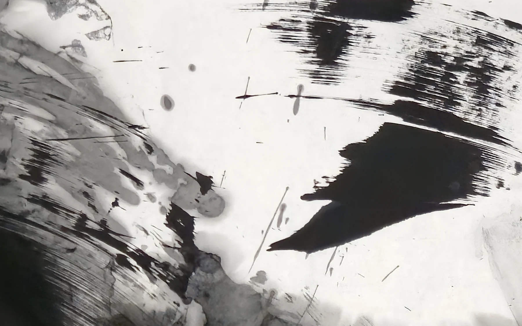 Detail of T_302: the surface at close range