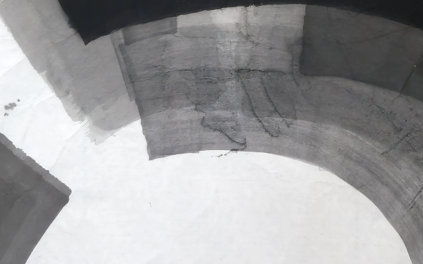 Detail of T_335: the surface at close range