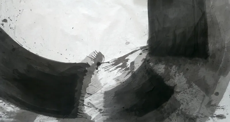 T_262: Wide ink painting: a dark arc sweeps from left across the bottom to a tall dark block at right, under pale spattered paper.