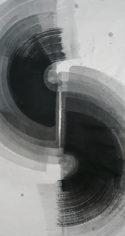 T_338: Tall ink painting: two half-disc fans of stepped grey bands around black cores interlock along a thin white vertical seam.